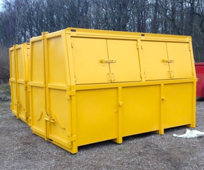 Vi hyr ut containers i olika storlekar.